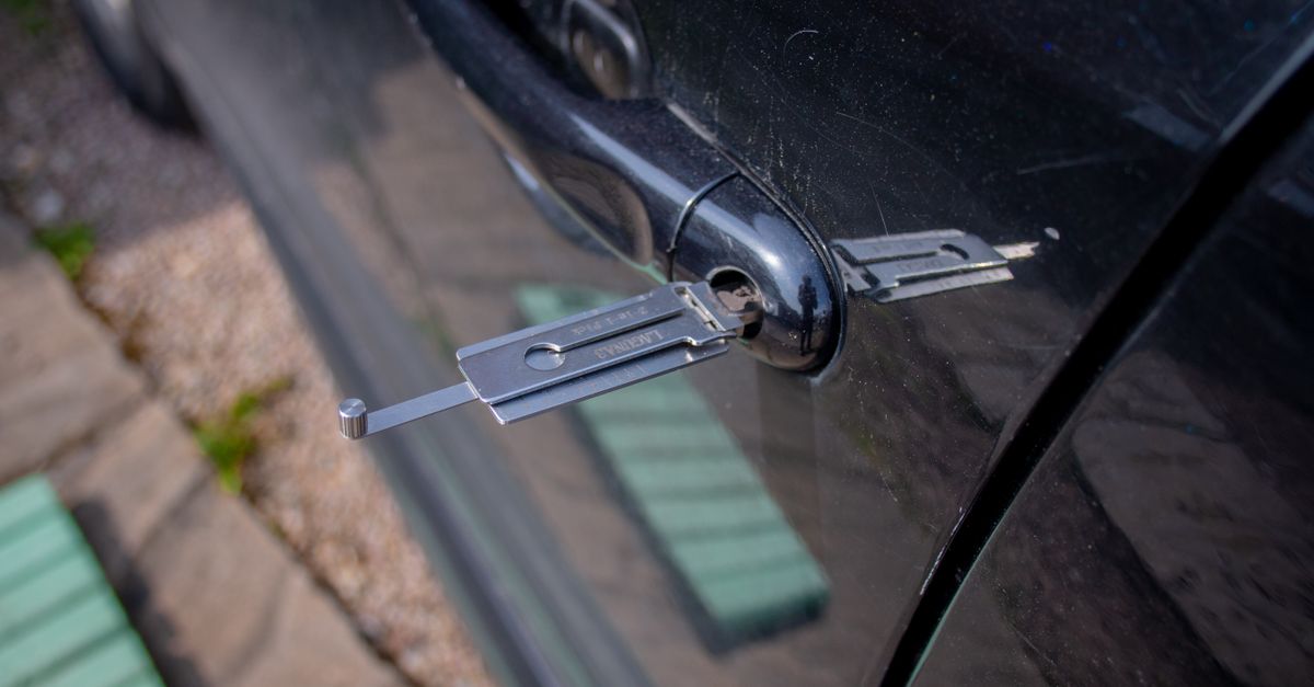 BMW car key fob — Sepulveda Blvd Locksmith