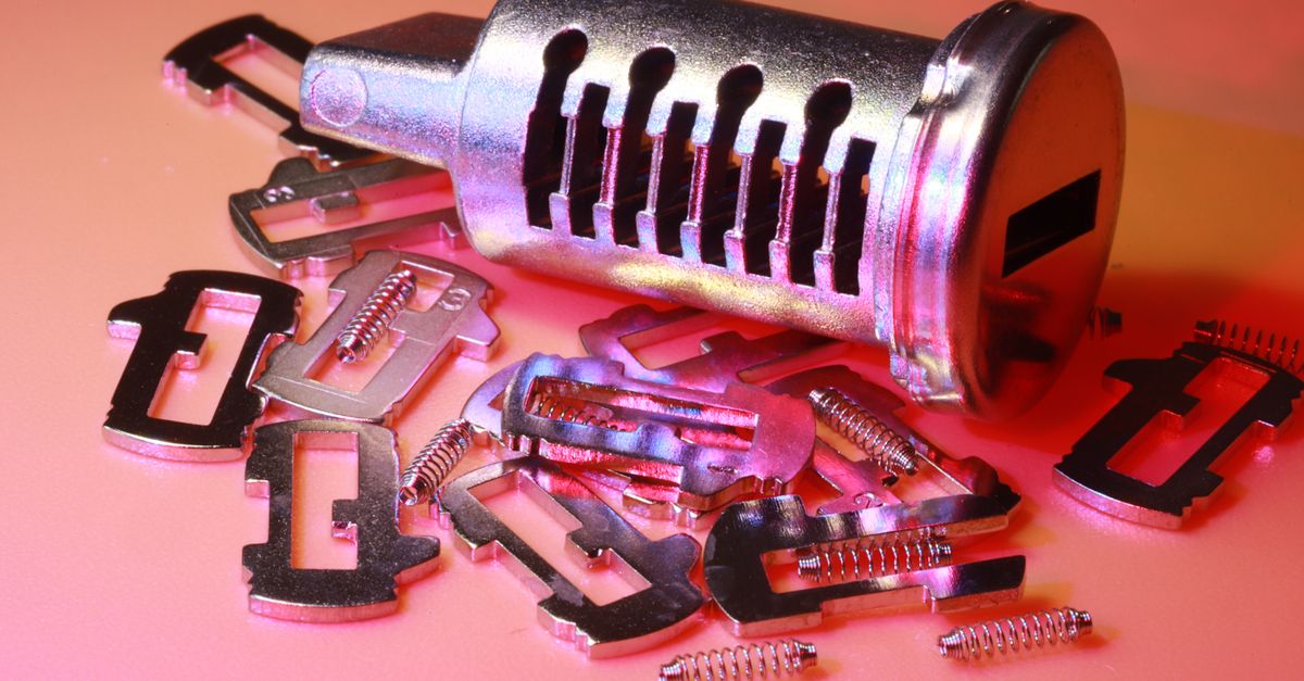 High-Security Car Keys: OEM Versus Aftermarket Options — Sepulveda Blvd Locksmith