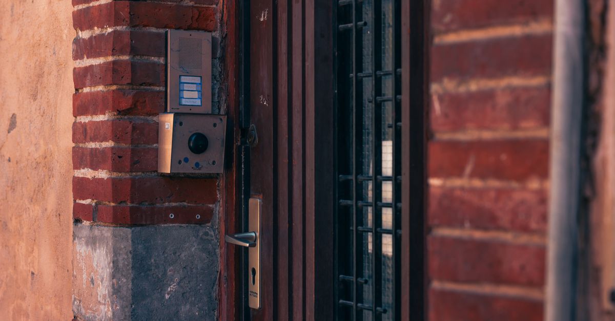 Why Manhattan Beach Businesses Are Upgrading to Keypad and Fob Access Control — Sepulveda Blvd Locksmith